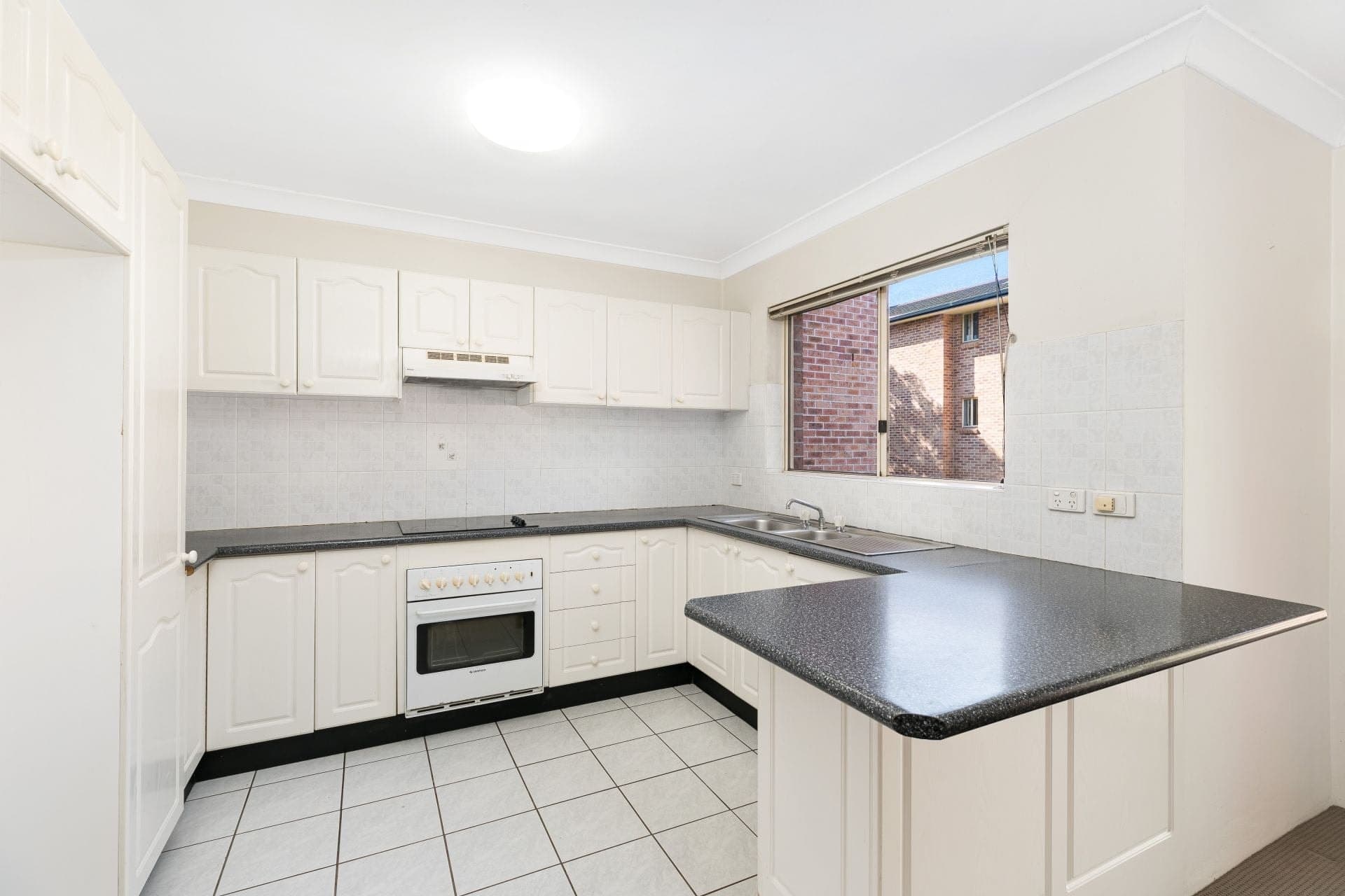 5/506-512 President Avenue Sutherland NSW, Sutherland - Thumbnail 2