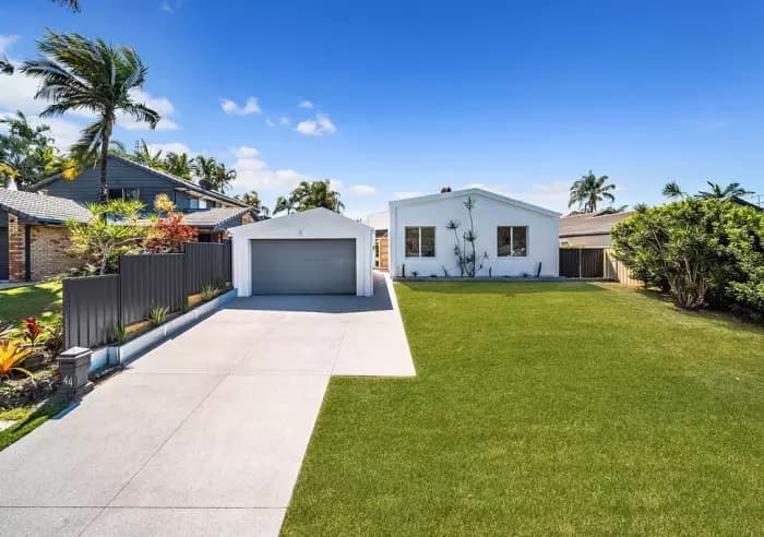 44 Lurnea Crescent, Mountain Creek, Tender - Thumbnail 3