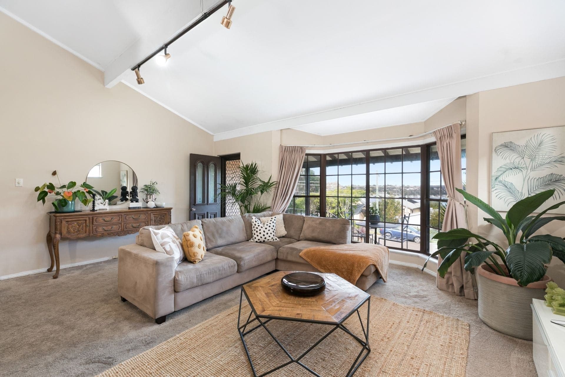 21 Parkview Street Miranda NSW, Miranda - Thumbnail 2
