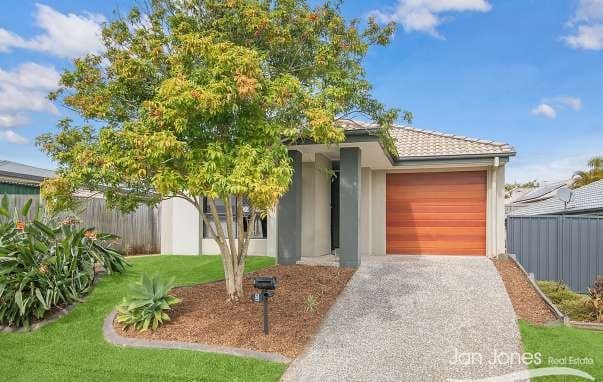 3 Chase Cres, North Lakes - Image 1