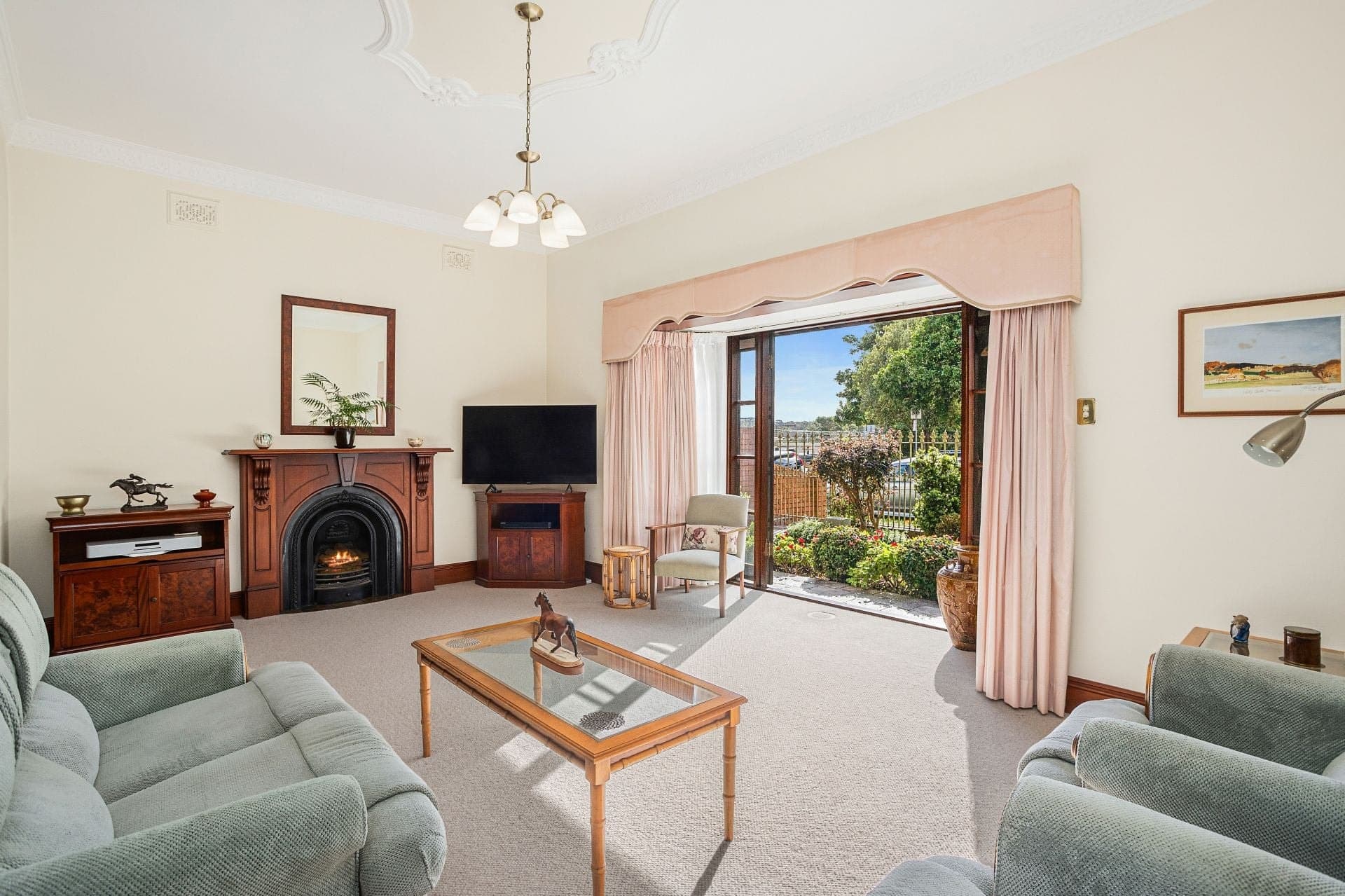 16 Laycock Avenue Cronulla NSW, Cronulla - Thumbnail 2