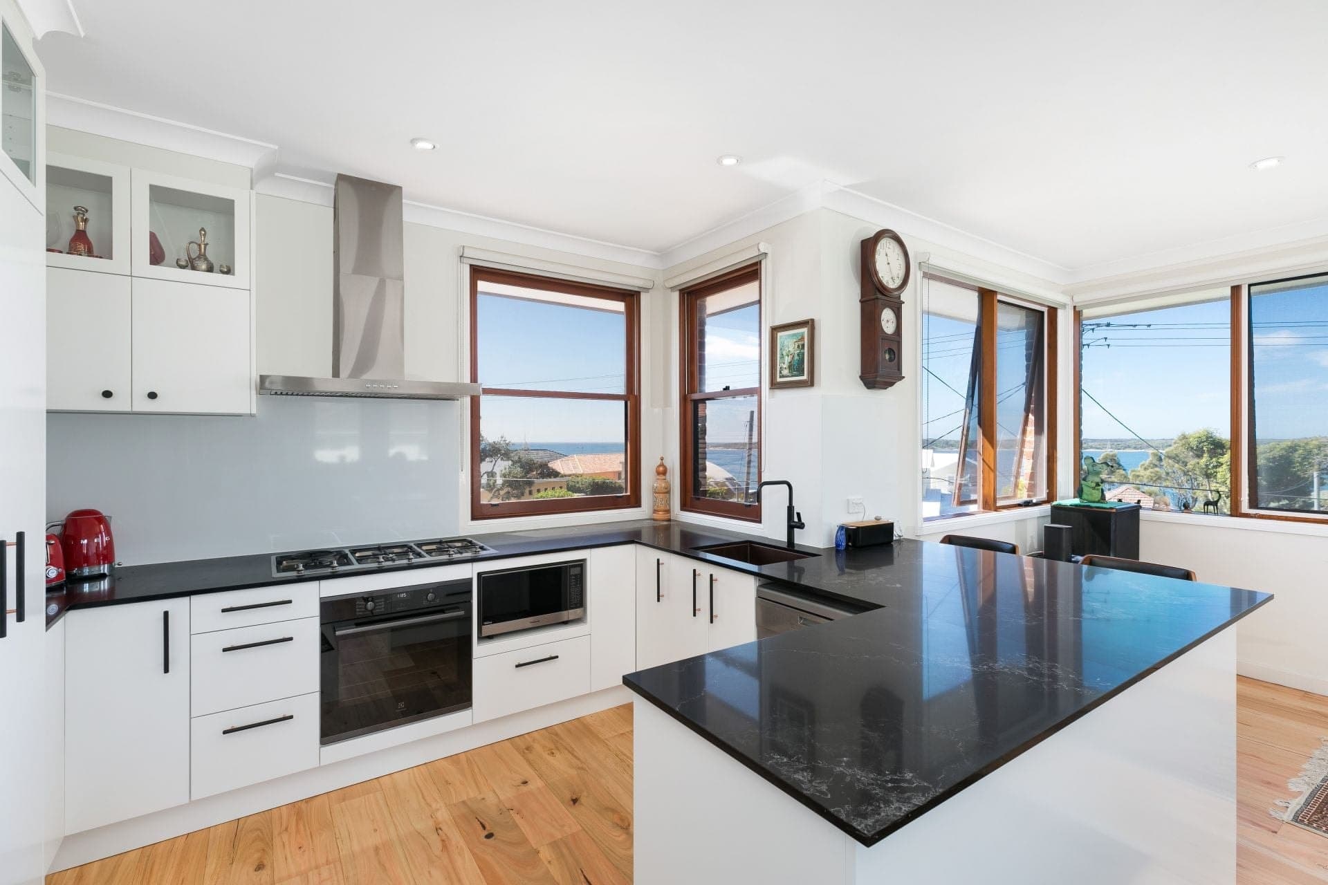 10 Ischia Street Cronulla NSW, Cronulla - Thumbnail 4