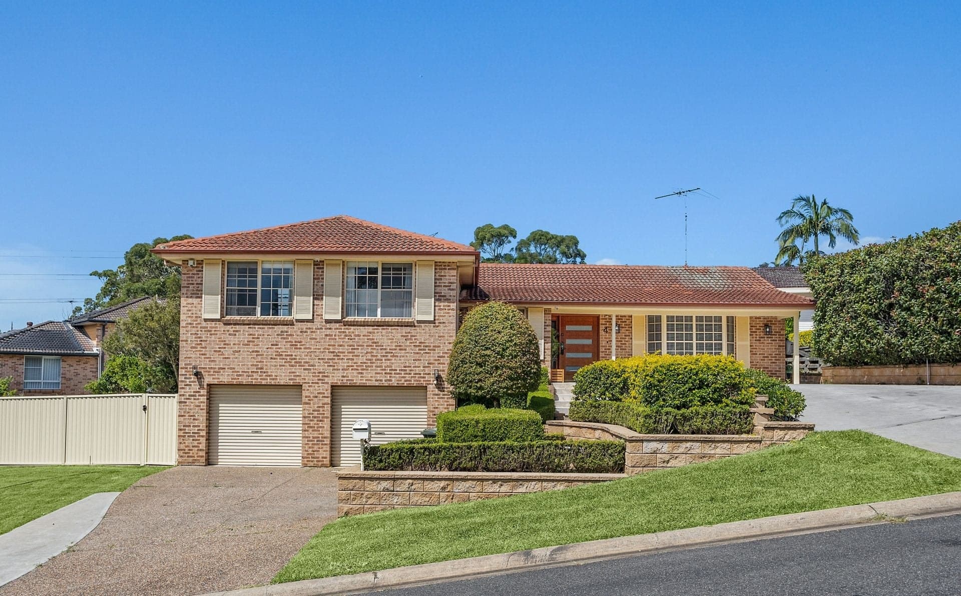 4 Todd Place Illawong NSW, Illawong - Image 1