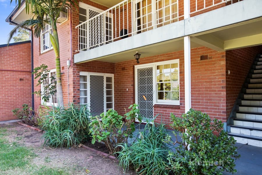 4/9 Smith Street, Walkerville, Walkerville - Image 1