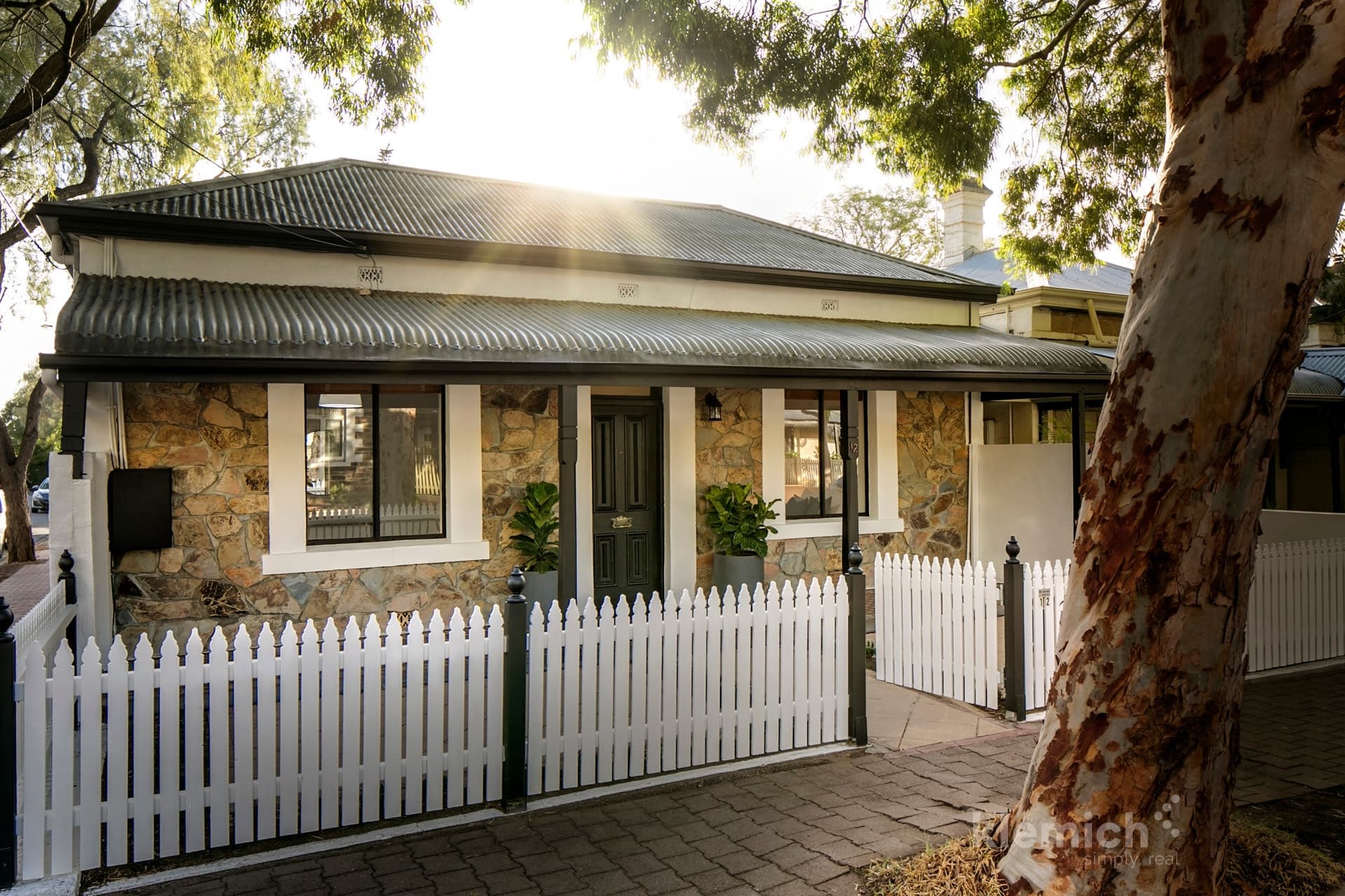12 Erskine Street, Goodwood, Goodwood - Image 1