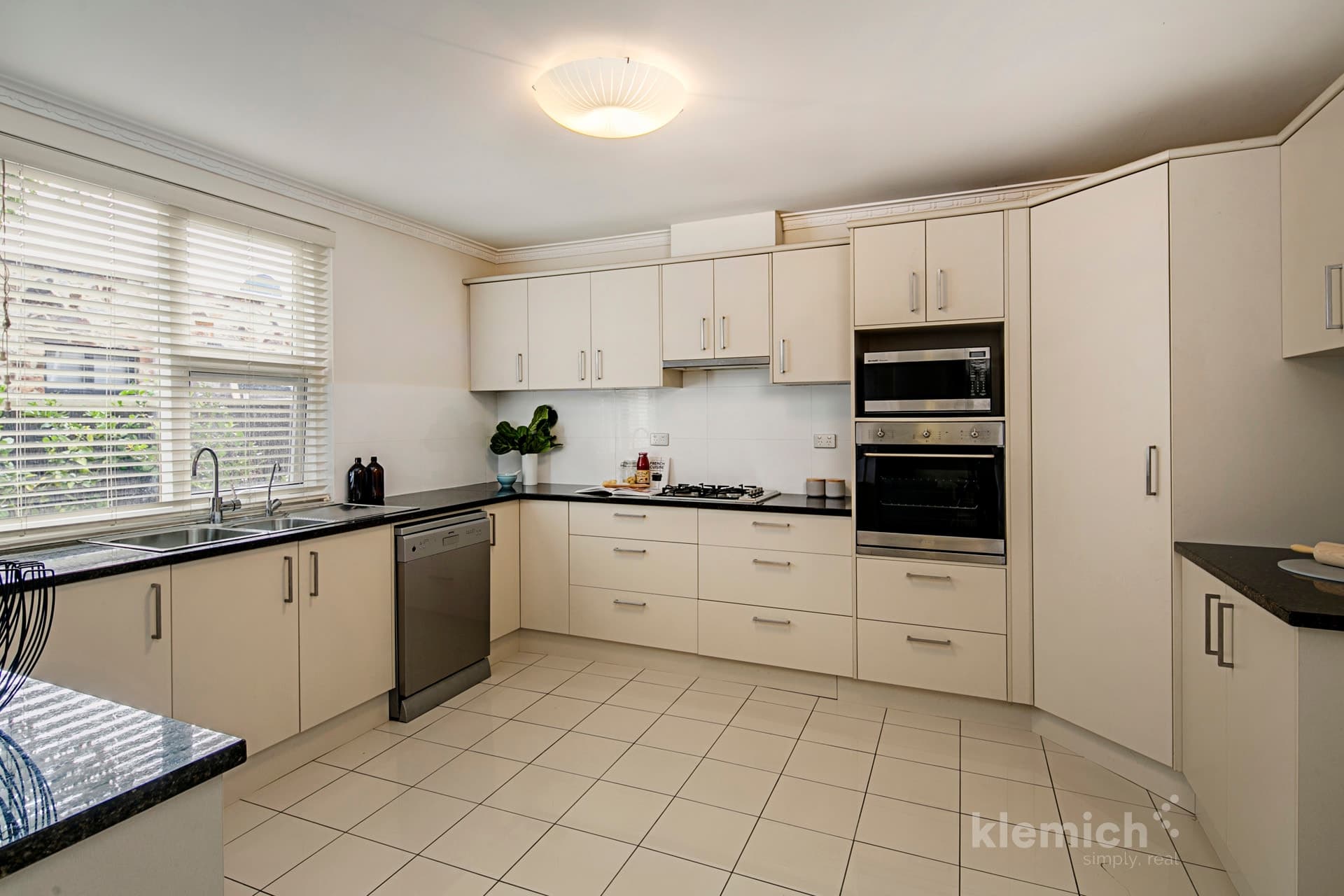 2/10 Lincoln Street, Kensington Gardens, Kensington Gardens - Thumbnail 8