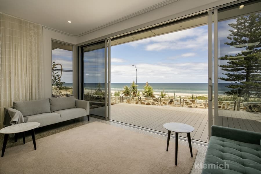 170 Esplanade , Brighton, Brighton - Image 1