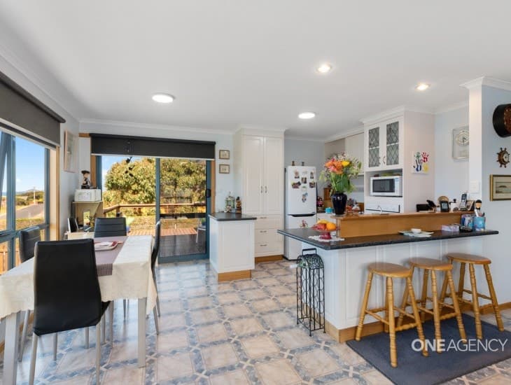 57 Amaroo Drive, Edgcumbe Beach, Edgcumbe Beach - Thumbnail 4