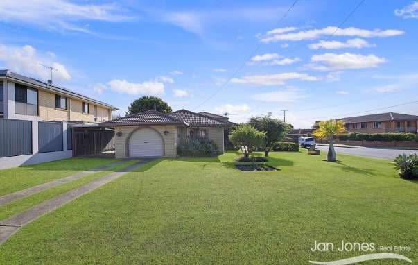 11 Macfarlane St, Kippa-Ring - Image 1
