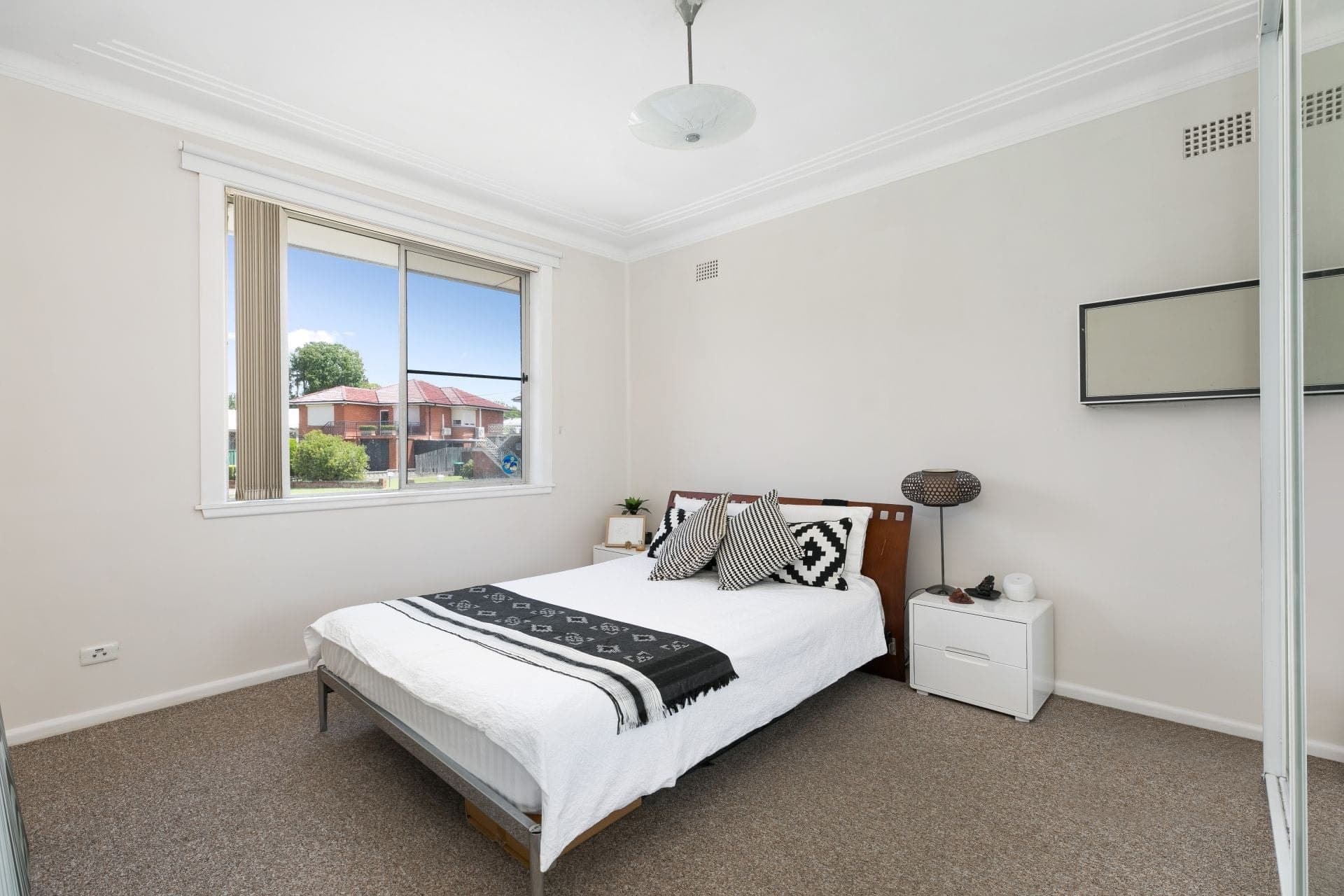 4 Culburra Road Miranda NSW, Miranda - Thumbnail 6