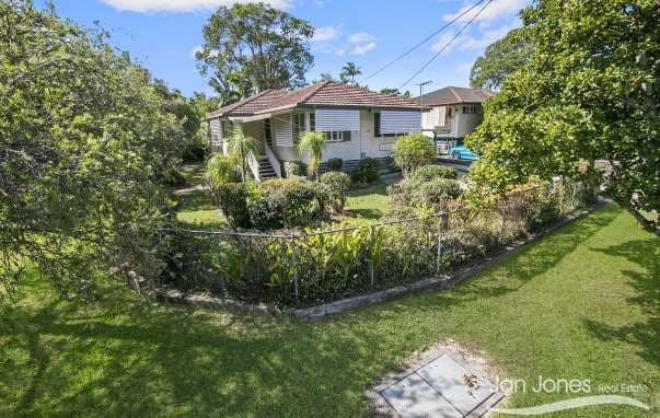 236 Macdonnell Rd, Clontarf - Image 1