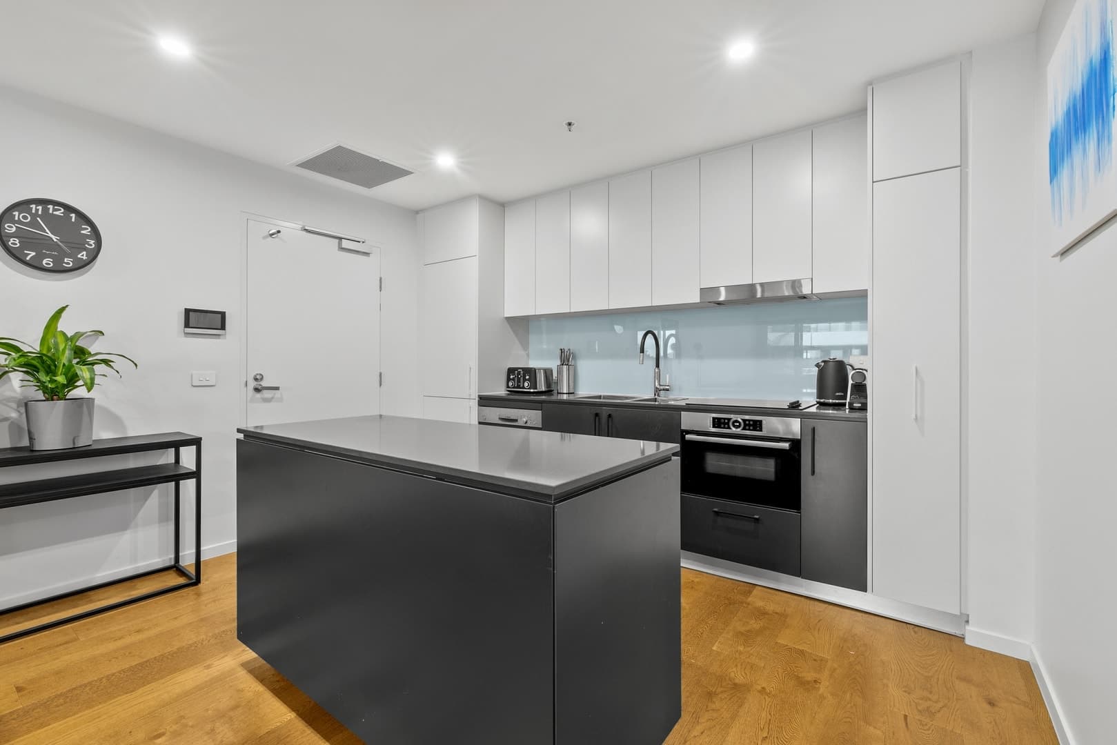 432/34 Eyre Street, Kingston ACT 2604, Kingston - Thumbnail 3