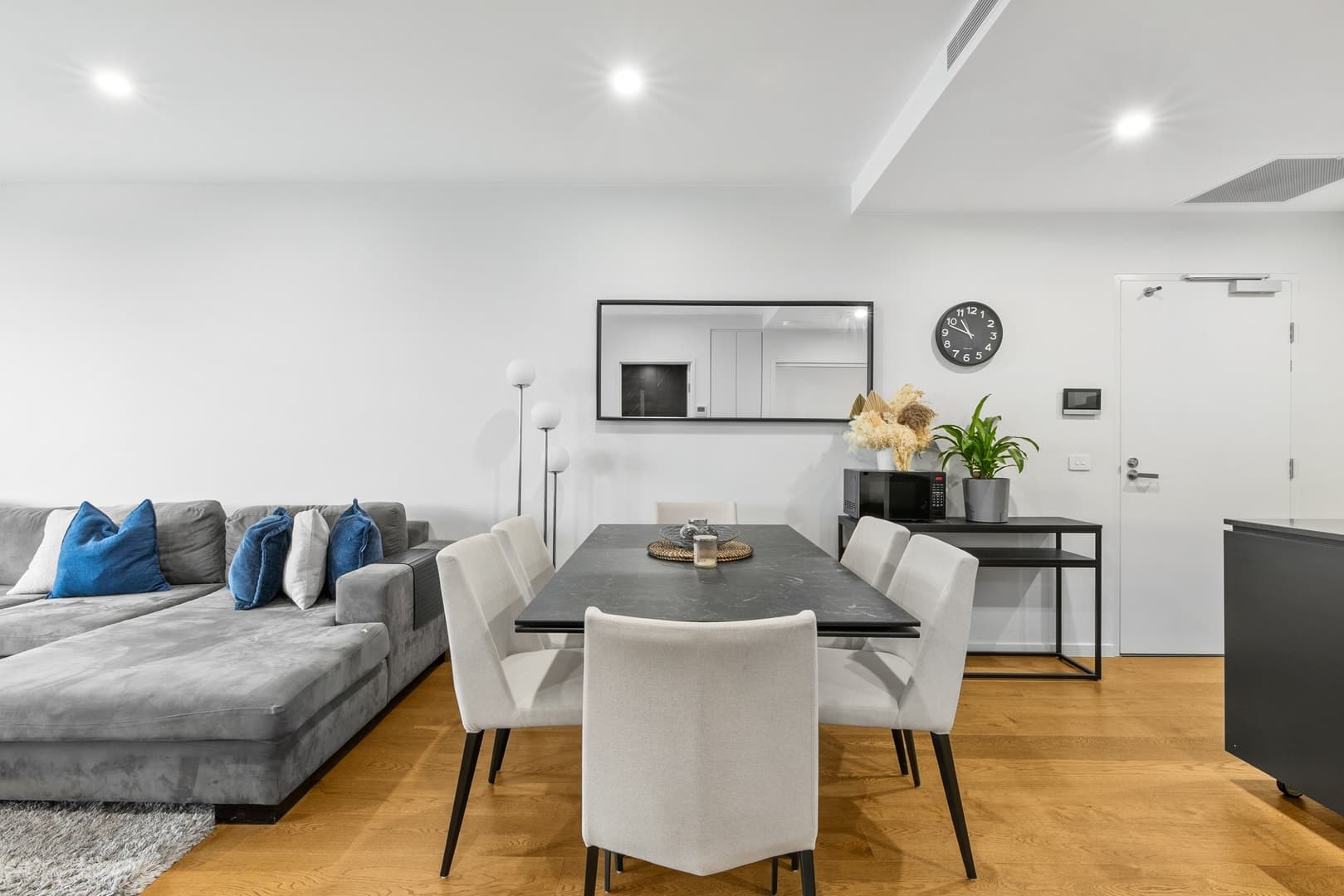 432/34 Eyre Street, Kingston ACT 2604, Kingston - Thumbnail 4