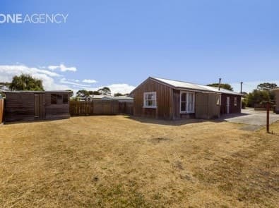 12 McArthur Street, WYNYARD, Wynyard - Thumbnail 4