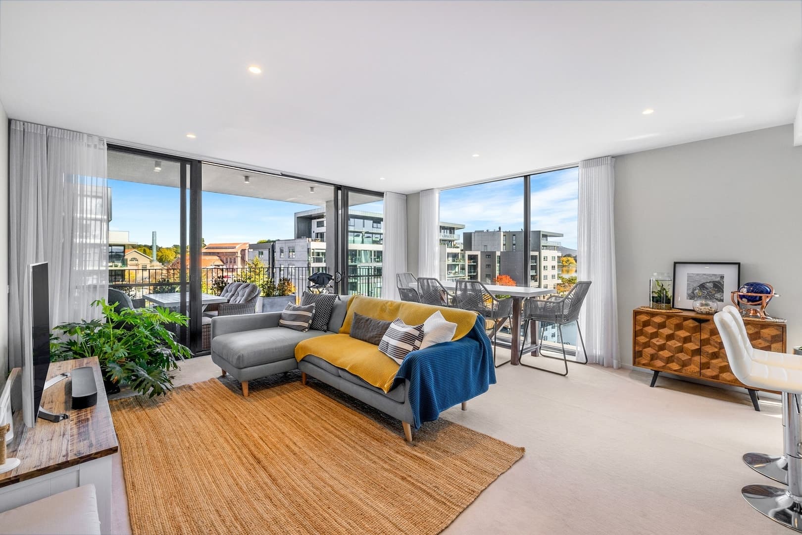15/6 Trevillian Quay, Kingston ACT 2604, Kingston - Thumbnail 2