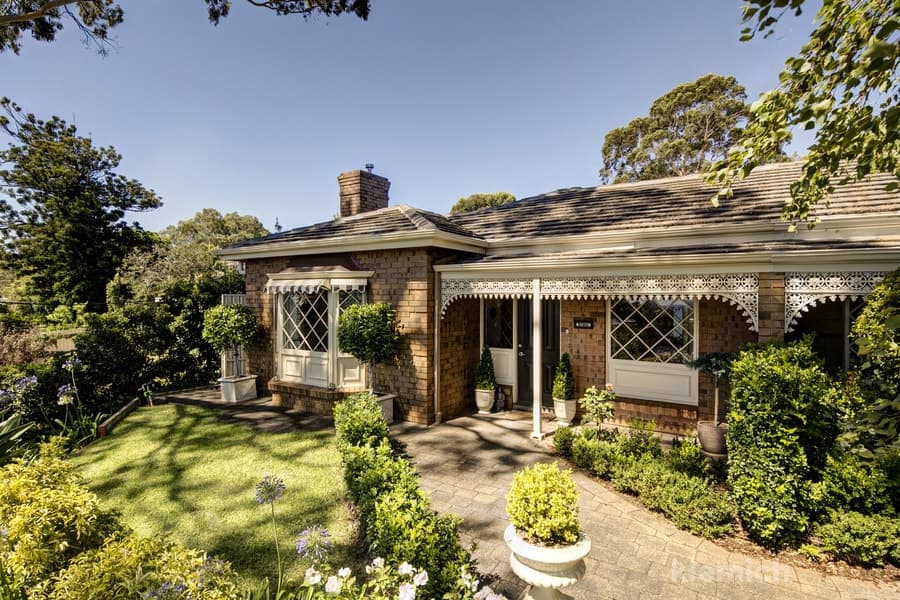 16 Sunnyside Road, Beaumont, Beaumont - Image 1