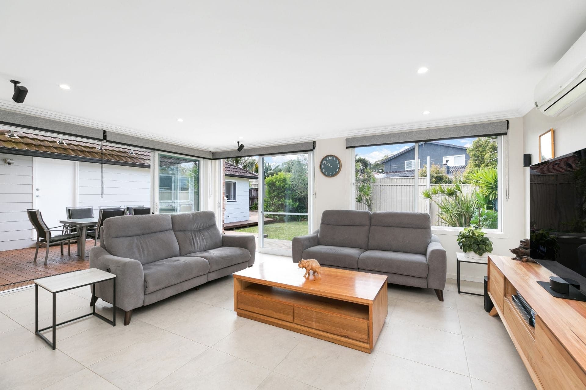 304 Willarong Road Road Caringbah South NSW, Caringbah South - Thumbnail 3