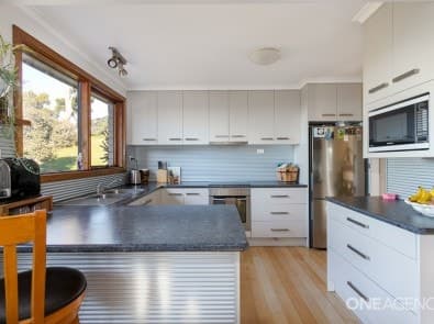 124 Ironcliffe Road, Penguin, Penguin - Thumbnail 5