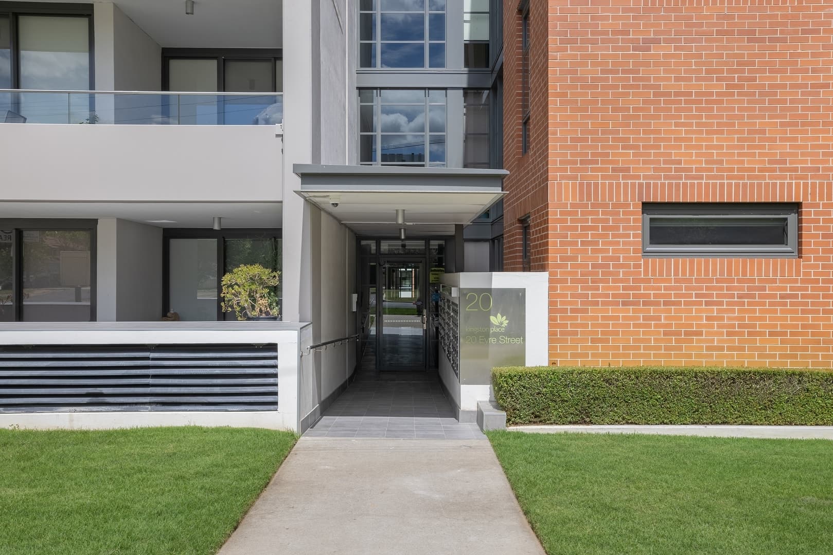 48/20 Eyre Street, Kingston ACT 2604, Kingston - Thumbnail 2