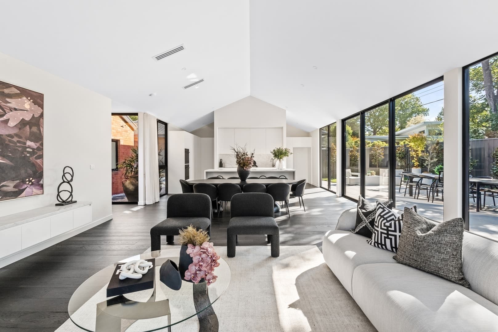 14 Mcintyre Street, NARRABUNDAH ACT 2604, Narrabundah - Image 1