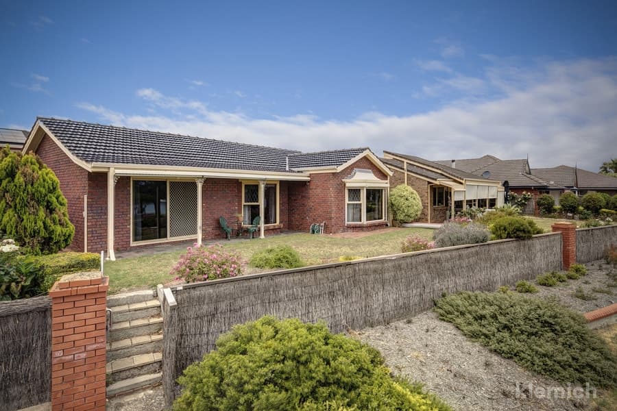 10 Corfu Court, West Lakes, West Lakes - Image 1