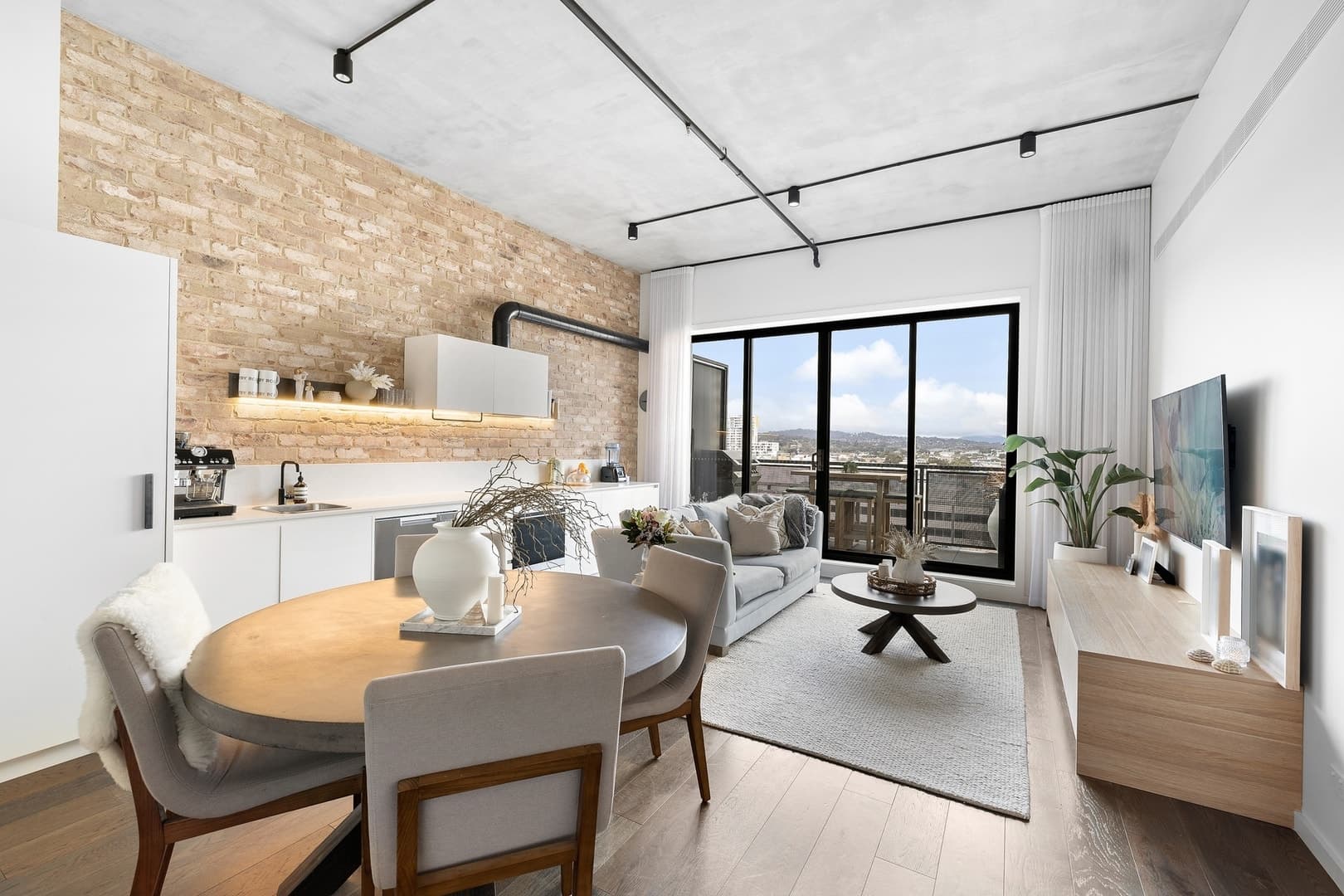 606/45 Furzer Street, Phillip ACT 2606, Phillip - Thumbnail 2