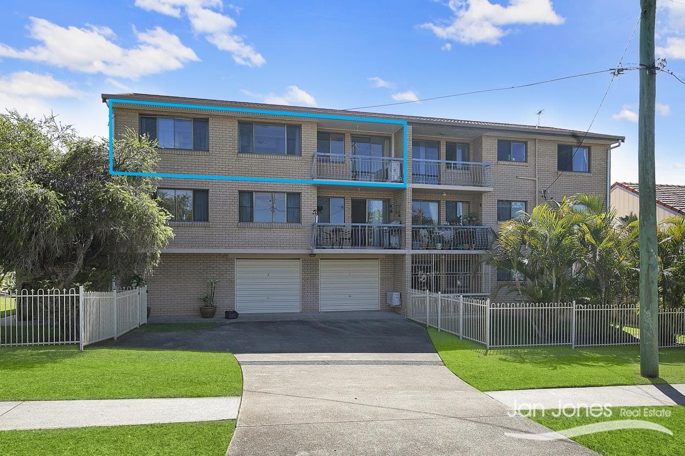 6/2 John Street, Redcliffe, Redcliffe - Image 1