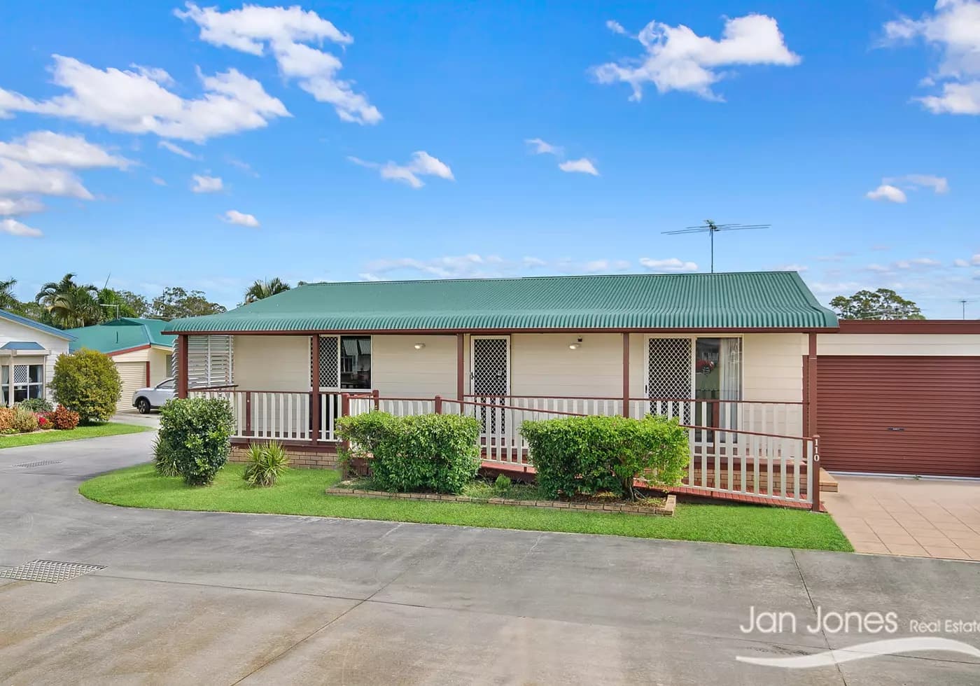 Villa 110, Deception Bay - Thumbnail 2