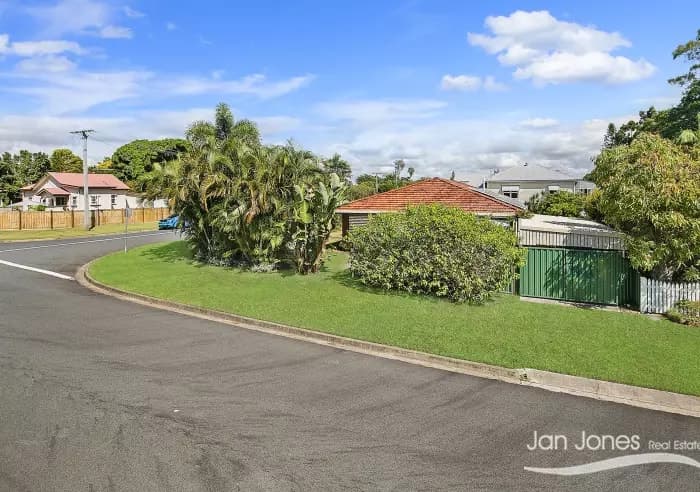 17 Crew St, Deception Bay, Deception Bay - Thumbnail 5