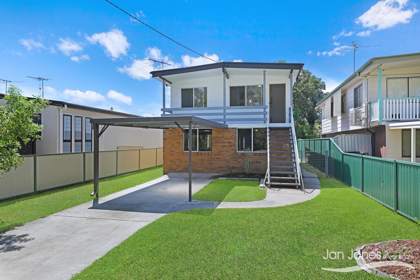 31 Maine Terrace, Deception Bay, Deception Bay - Image 1