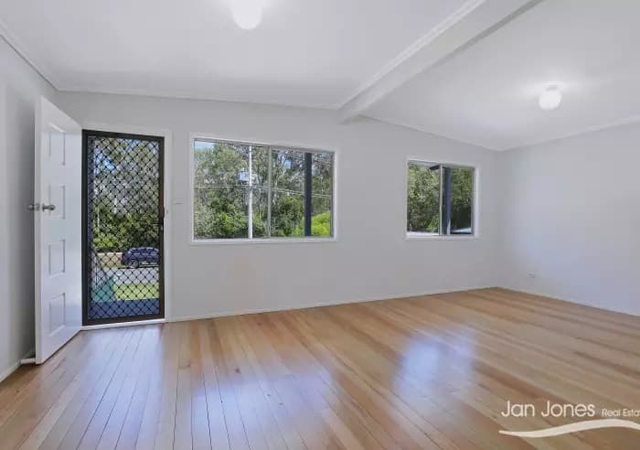 31 Maine Terrace, Deception Bay, Deception Bay - Thumbnail 5