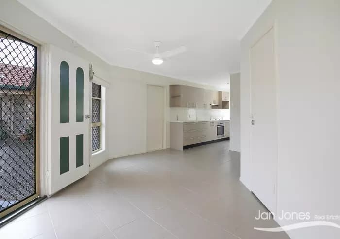 5, 10 Regency Street, Kippa-ring, Kippa-Ring - Thumbnail 3