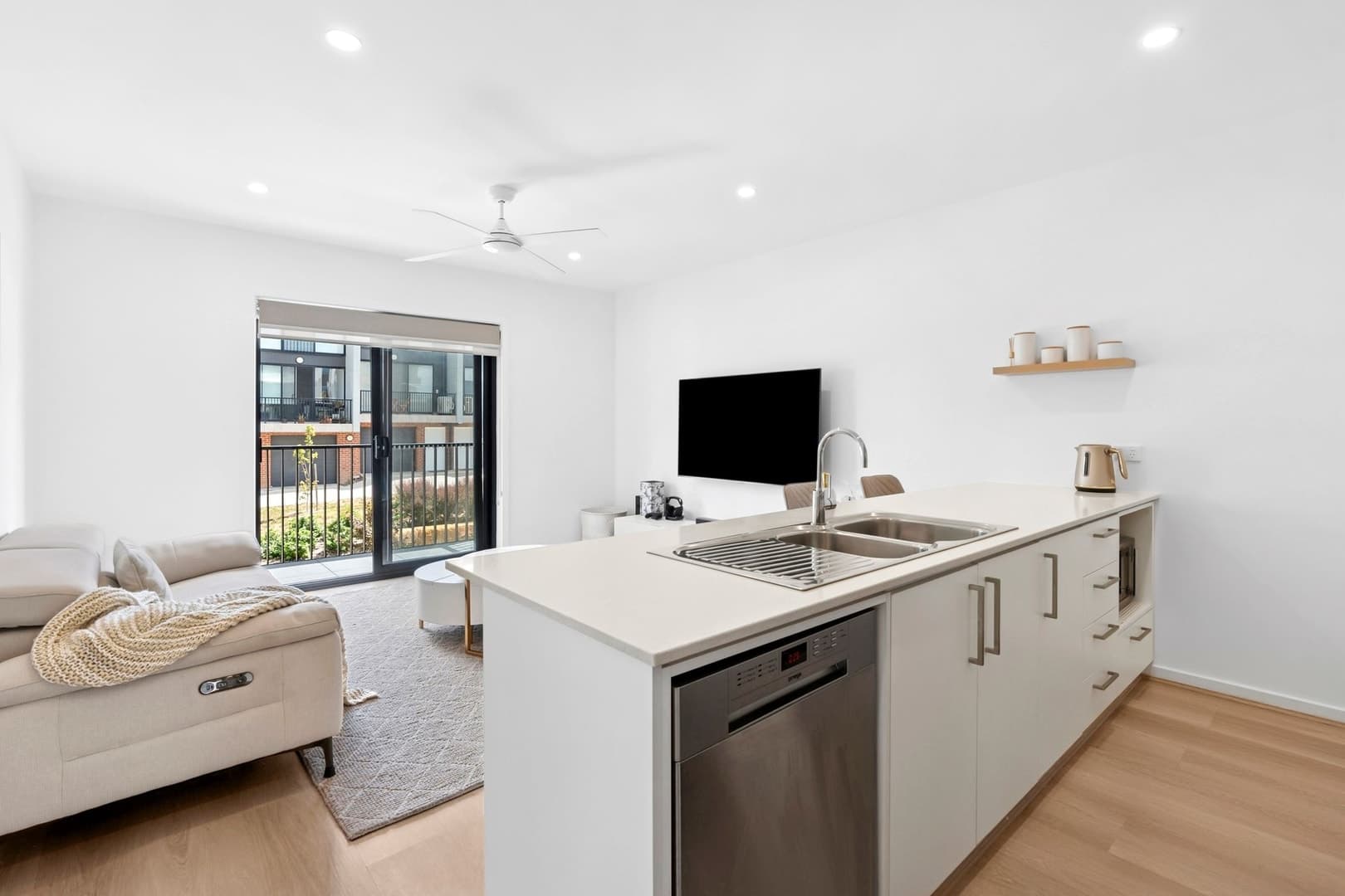 47/15 Hoolihan Street, Denman Prospect ACT 2611, Denman Prospect - Thumbnail 5