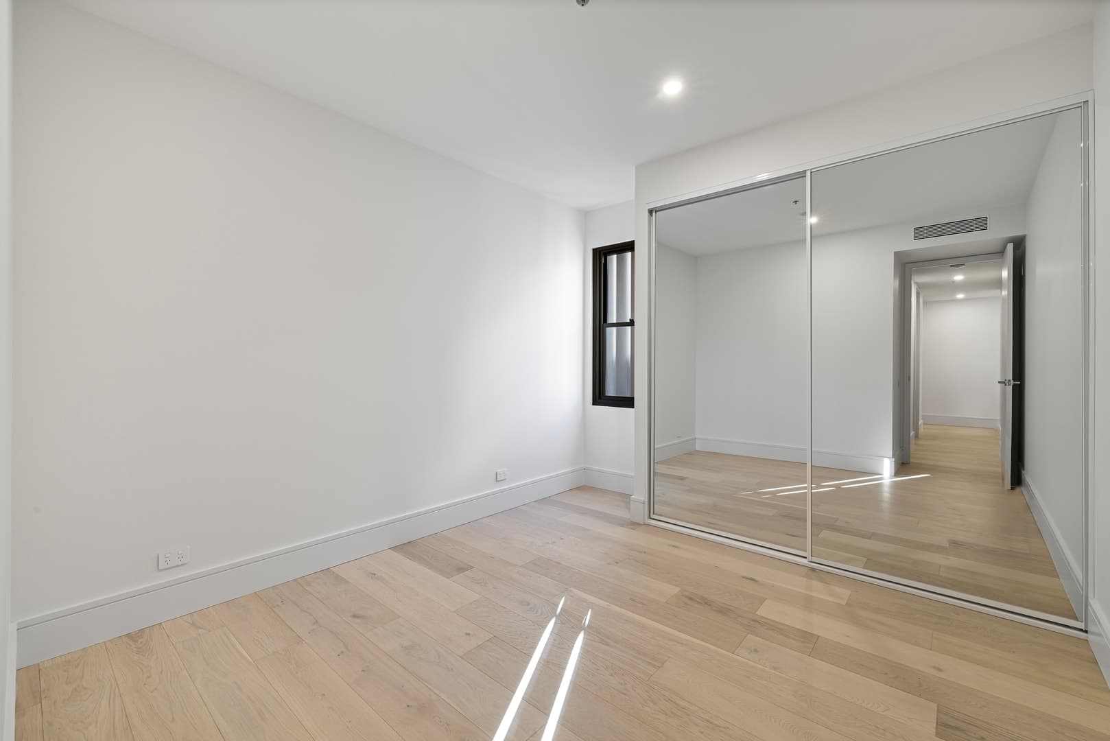 26/6 Lady Nelson Place, Red Hill ACT 2603, Red Hill - Thumbnail 8