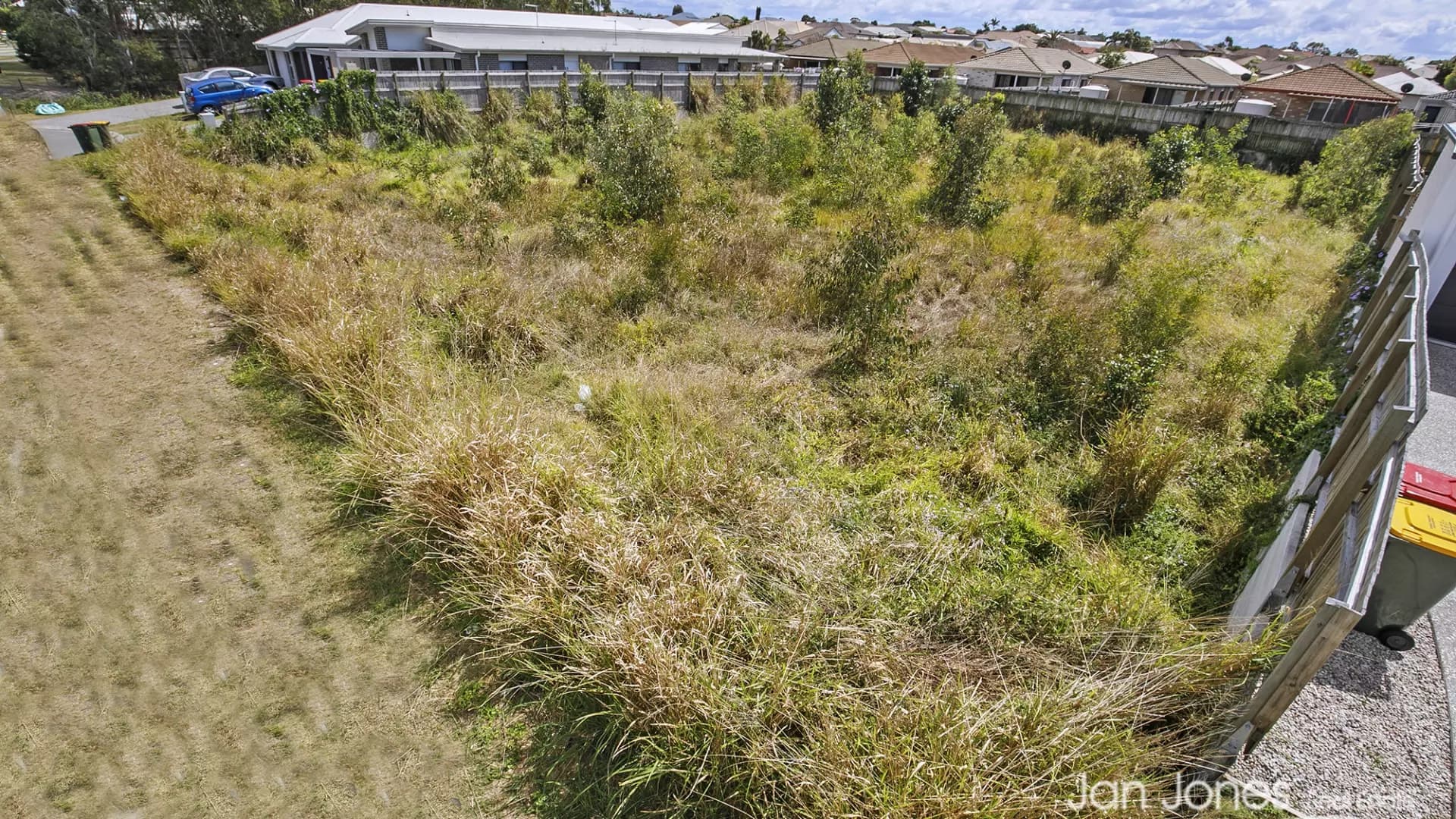 48 Jones Street, Rothwell, Rothwell - Thumbnail 2