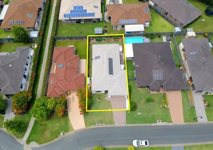 35 Hollywood Ave, Bellmere, Bellmere - Thumbnail 3