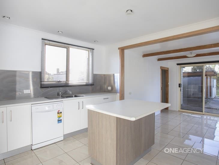 25 Quiggin Street, Wynyard, Wynyard - Thumbnail 2
