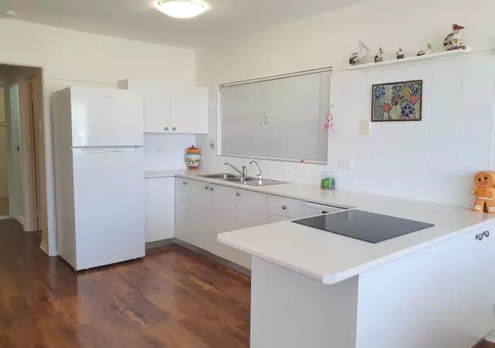 1, 59 Collins Street, Woody Point, Woody Point - Thumbnail 4