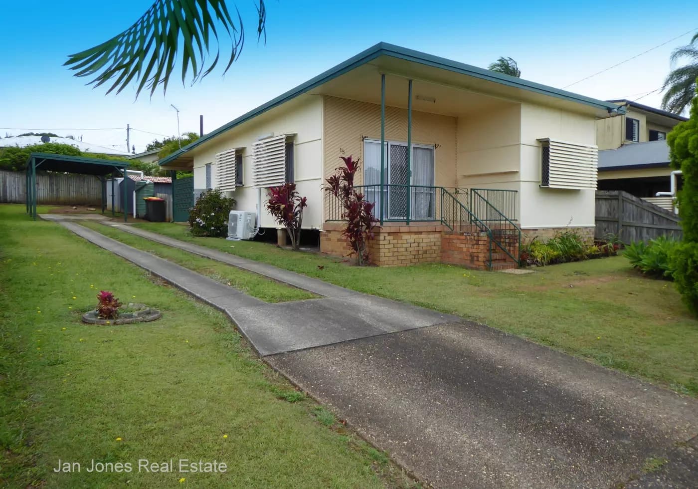 15 Tainton St, Clontarf, Clontarf - Thumbnail 2