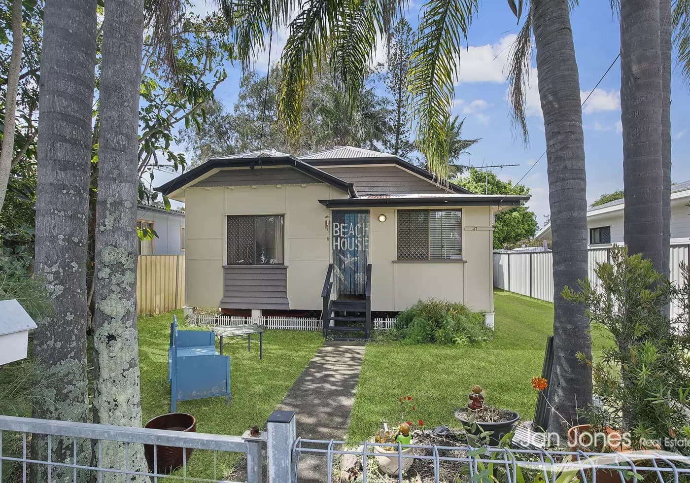 37 Yacht St, Clontarf, Clontarf - Thumbnail 2