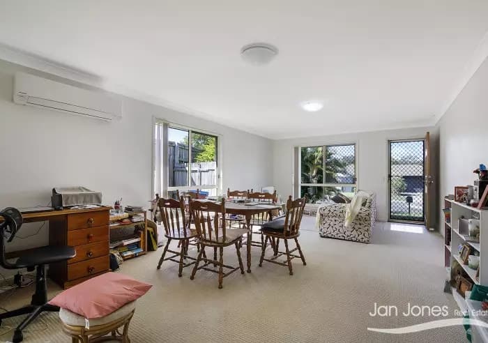 Duplex 2, Rothwell - Thumbnail 4
