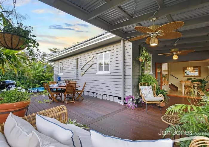 21 Westbrook St, Woody Point, Woody Point - Thumbnail 3
