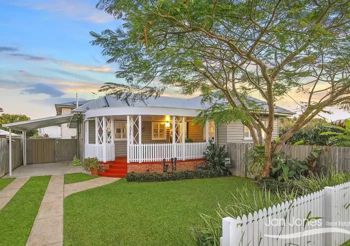 21 Westbrook St, Woody Point, Woody Point - Thumbnail 4