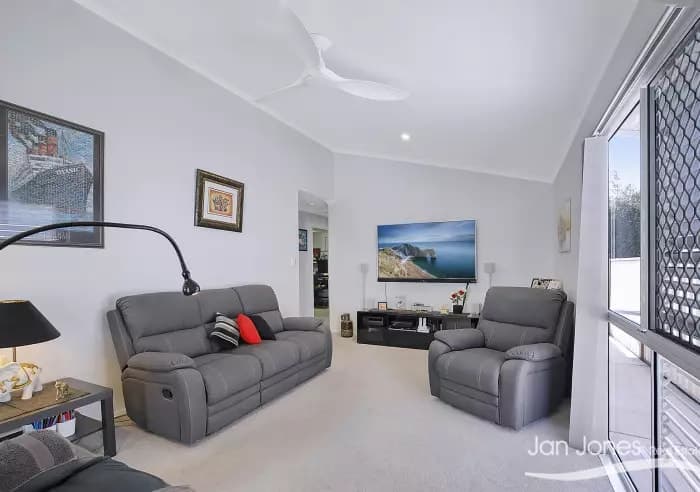 Villa 72, Deception Bay - Thumbnail 4