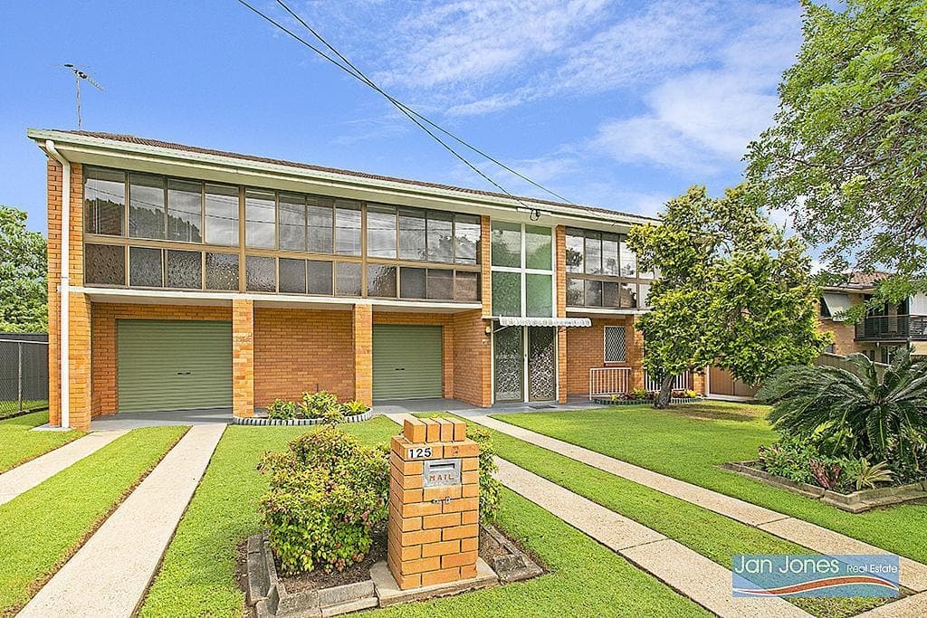 125 King St, Woody Point, Woody Point - Image 1