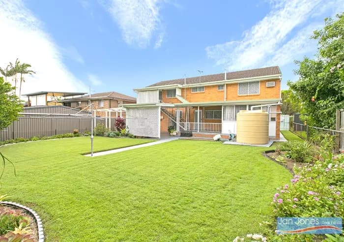 125 King St, Woody Point, Woody Point - Thumbnail 3