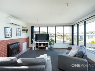 10 Howe Street, Park Grove - Thumbnail 2