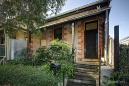 7 Osborne Street, Hackney, Hackney - Image 1