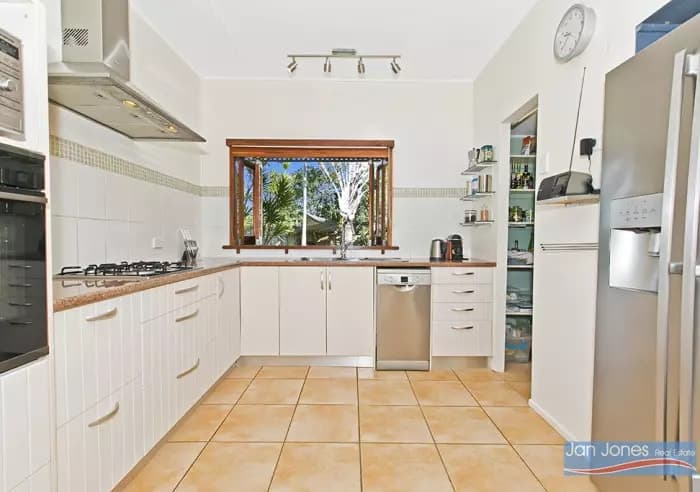 14 Upper Union Street, Deception Bay, Deception Bay - Thumbnail 4