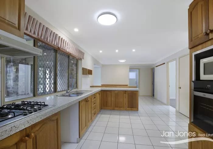 45 Trafalgar Dr, Kippa-Ring - Thumbnail 5